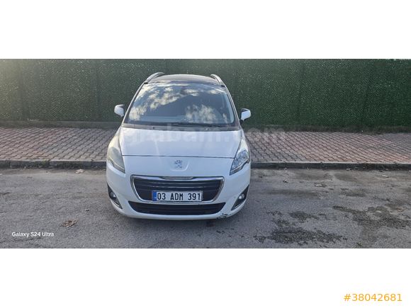 PEUGEOT 5008 7 KİŞİLİK HATASIZ BAKIMLI FULL