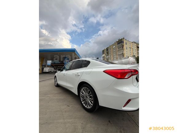 Sahibinden Ford Focus 1.5 TDCi Titanium 2020 Model Mersin