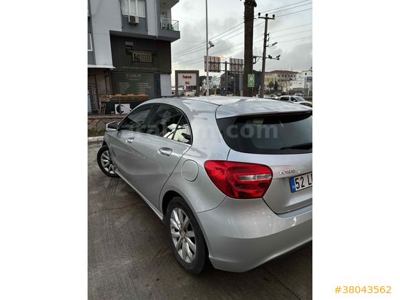 SUNROOFLU TEMİZ A180CDI