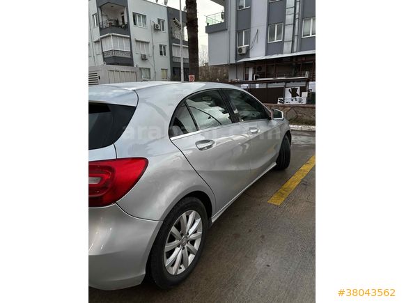 SUNROOFLU TEMİZ A180CDI