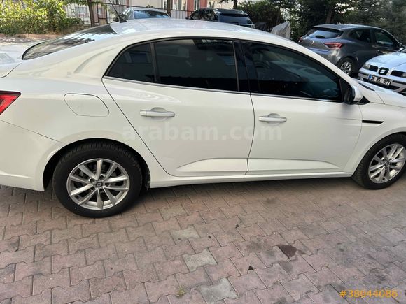 Sahibinden Renault Megane 1.5 dCi Touch 2016 Model 