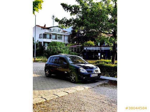 Sahibinden Renault Clio 1.6 Dynamique 2003 Model  307.000 km Lacivert