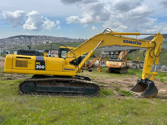 2007 MODEL KOMATSU PC300-7E0 PALETLİ EKSKAVATÖR, ÇALIŞMA SAATİ:18,000