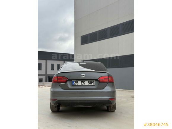 Sahibinden Volkswagen Jetta 1.2 TSi Trendline 2011 Model  180.000 km Gri (titanyum)