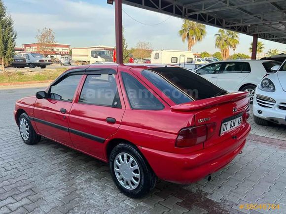 Takas olur ** Ford Escort 1.6 CLX 1997 Model ***KLİMALI***KM ORJİNAL