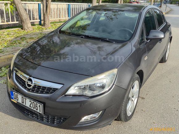Memurdan Hatasız Boyasız Tramersiz 1.6 Düşük Km