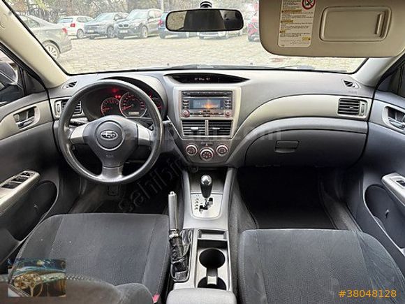 SUBARU IMPREZA 1.5 AWD 149.000 KM'DE 2 PARÇA BOYALI