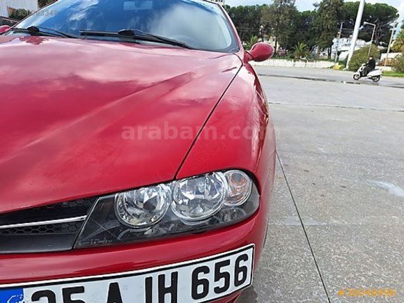 KIRMIZI ŞİMŞEK 2006 MODEL ALFA ROMEO 156 1.6 TS DİSTİNCTİVE