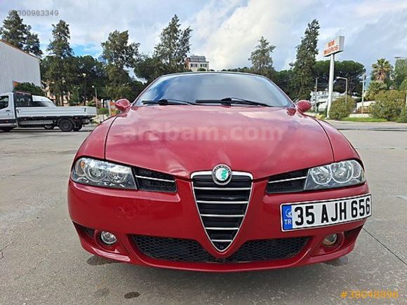 KIRMIZI ŞİMŞEK 2006 MODEL ALFA ROMEO 156 1.6 TS DİSTİNCTİVE