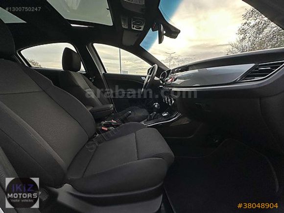 İKİZ MOTORS GİULİETTA 42BİN KM CAM TAVAN OTMATİK 170HP