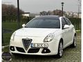 İKİZ MOTORS GİULİETTA 42BİN KM CAM TAVAN OTMATİK 170HP