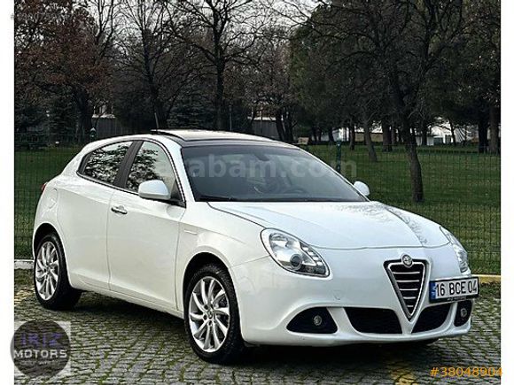 İKİZ MOTORS GİULİETTA 42BİN KM CAM TAVAN OTMATİK 170HP
