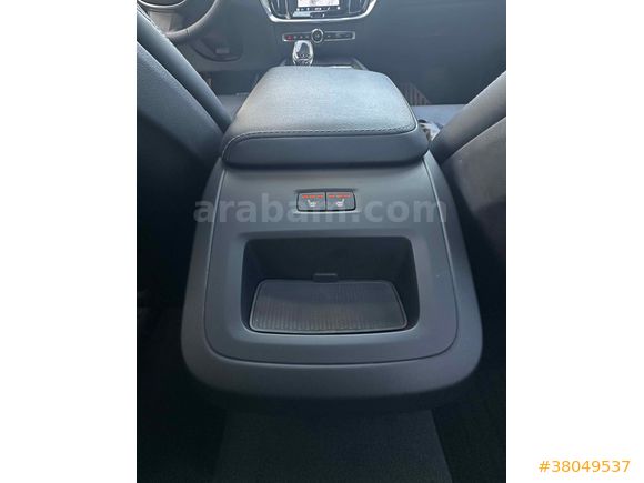 Sahibinden Volvo S60 2.0 B5 Plus Dark 2023 Model 
