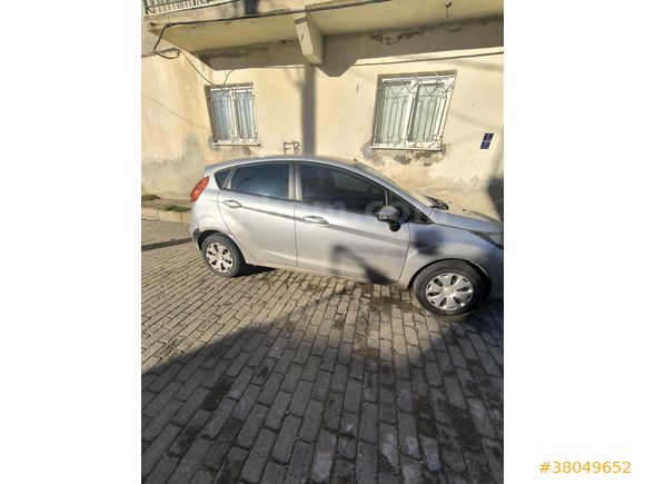 Sahibinden Ford Fiesta 1.4 TDCi My 2010 Model Aydın 284.000 km Gri