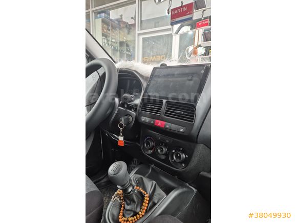 1.6 OTOMOBİL RUHSATLI Doblo 2013 Model  280.000 km