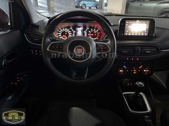 BRN MOTORS'DAN..2017 FİAT EGEA HB LOUNGE PLUS 87.500 KM'DE..