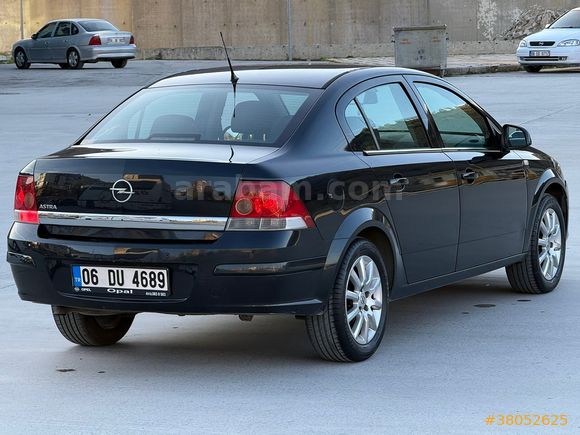 Sahibinden Opel Astra 1.6 Enjoy Plus 2012 Model  hatasız boyasiz