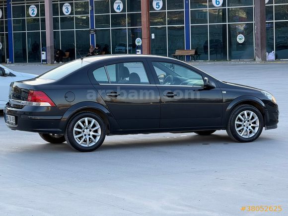 Sahibinden Opel Astra 1.6 Enjoy Plus 2012 Model  hatasız boyasiz