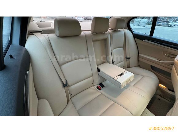Sahibinden BMW 5 Serisi 520i M Sport 2014 Model  202.000 km Siyah