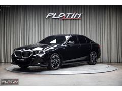 BAYİ 2024 İ5 eDrive 40 M SPORT PANORAMK_B&W_360K_4B.KLİMA_BOYASZ