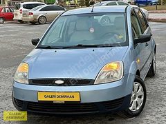 2005 MODEL 127 BİN KM DE OTOMATİK VİTES 1,6 FİESTA ABS Lİ