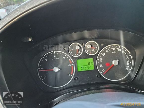 2013 MODEL // 94 BİN KM // ÇİFT SÜRGÜ // ORİJİNAL //