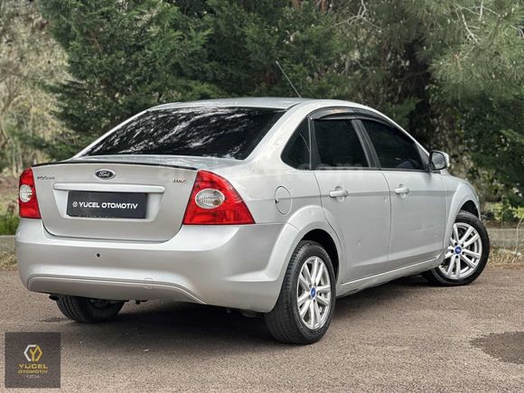 YÜCEL OTOMOTİV'Den 2011 MODEL FORD FOCUS MASRAFSIZ