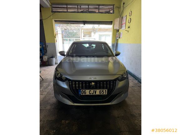 Sahibinden Peugeot 208 1.2 PureTech Allure 2021 Model