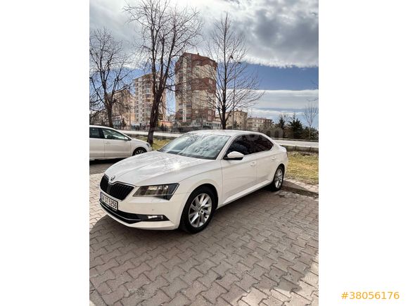Memurdan Skoda SuperB  Comfort 2018 Çıkışlı