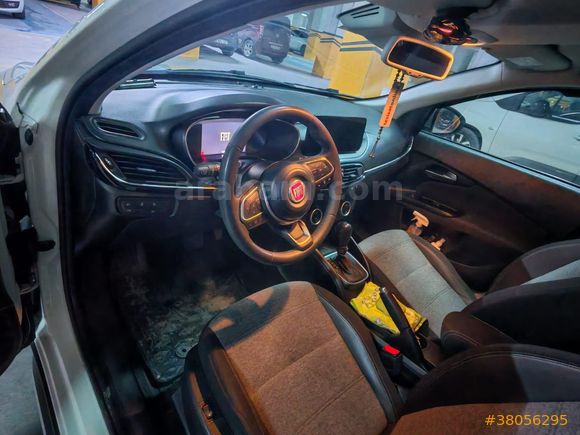 Sahibinden Fiat Egea Cross 1.5 T4 Lounge Plus 2022 Model