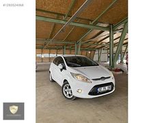 OTOMATİK VİTES FORD FİESTA TİTANYUM X PLUS DOLULAR DOLUSU FULL
