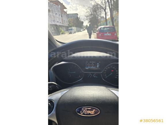 Sahibinden Ford Tourneo Connect 1.5 TDCI Titanium X 2018 Model