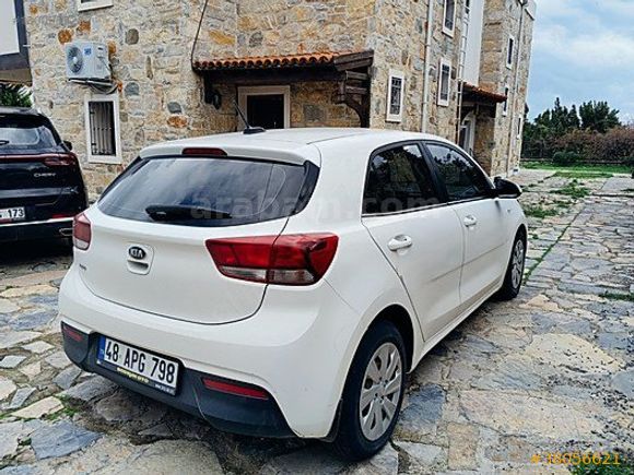 2021 MODEL 1.4 KİA RİO COOL OTOMATİK