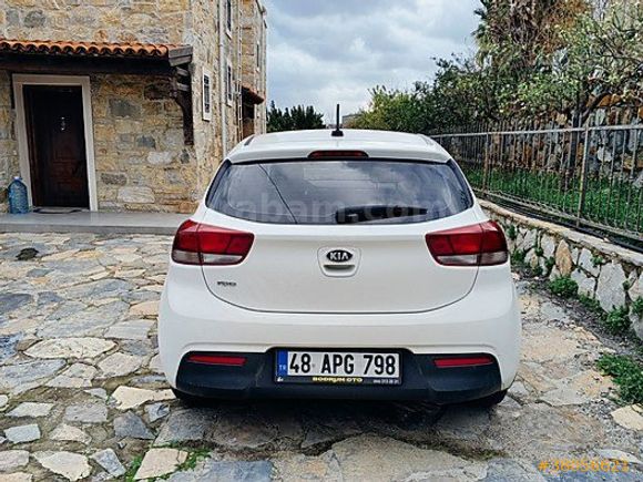 2021 MODEL 1.4 KİA RİO COOL OTOMATİK