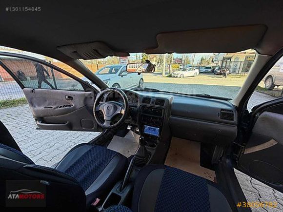 Galeriden Mazda 323 1.5 1998 Model Düzce 295.000 km Mavi