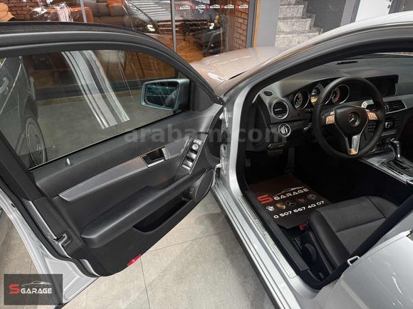 S GARAGE'den 2012 model 2 parça boyalı EMSALSİZ LPG Lİ