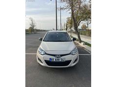 Bakımlı İ20 180 km de safkan benzinli