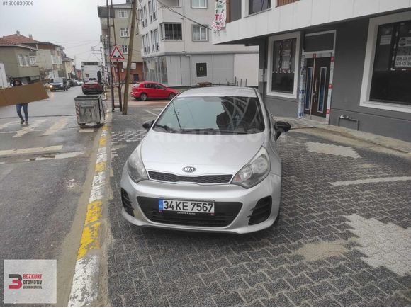 2015 KIA RİO 1.4 CRDI 200000 KM MASRAFSIZ HATASIZ BOYASIZ