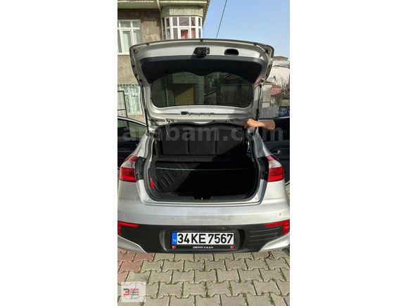 2015 KIA RİO 1.4 CRDI 200000 KM MASRAFSIZ HATASIZ BOYASIZ