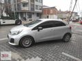 2015 KIA RİO 1.4 CRDI 200000 KM MASRAFSIZ HATASIZ BOYASIZ