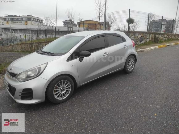 2015 KIA RİO 1.4 CRDI 200000 KM MASRAFSIZ HATASIZ BOYASIZ
