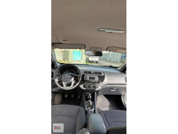 2015 KIA RİO 1.4 CRDI 200000 KM MASRAFSIZ HATASIZ BOYASIZ