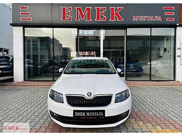 EMEK MUSTAFA'DAN 2013 OCTAVİA 1.6 TDİ DSG OTOMATİK ELEGANCE CR