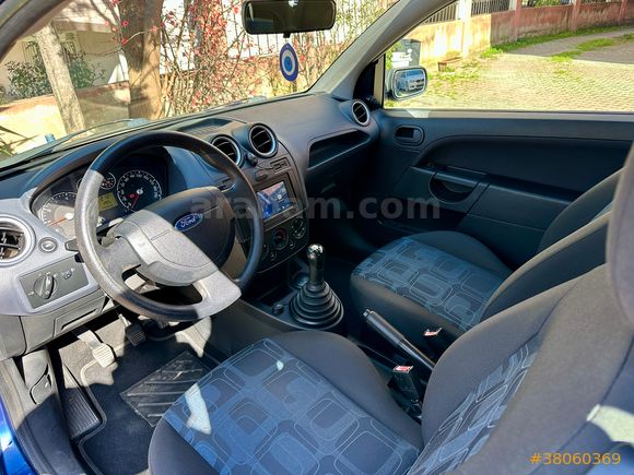 2007 FIESTA SPORT HATASIZ BOYASIZ EMSALSİZ 146 BİN KM