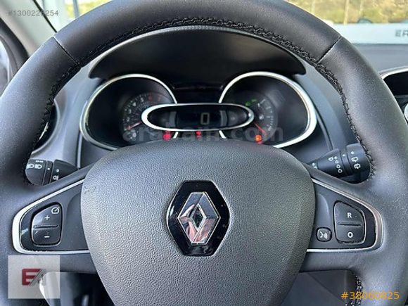 ERKUT AUTO DAN 2020 MODEL 0.9 TCE 90 BG CLİO