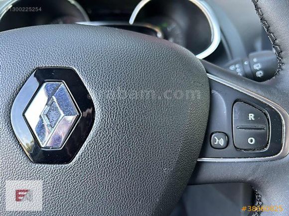 ERKUT AUTO DAN 2020 MODEL 0.9 TCE 90 BG CLİO