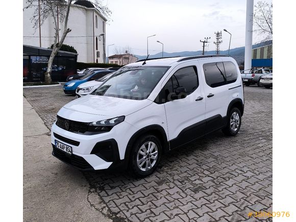 Sahibinden Peugeot Rifter 1.5 BlueHDI Allure 2025 Model