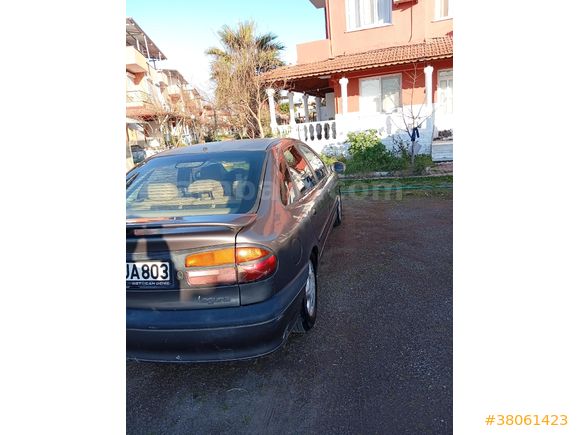 Sahibinden Renault Laguna 1.8 RXE 2000 Model