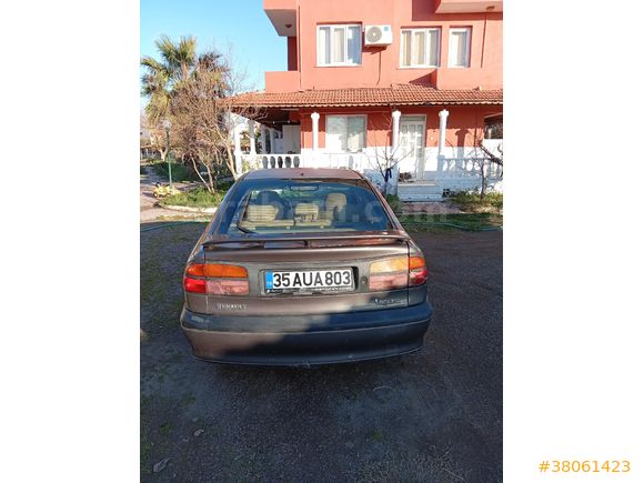 Sahibinden Renault Laguna 1.8 RXE 2000 Model