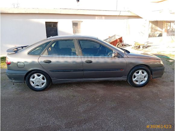 Sahibinden Renault Laguna 1.8 RXE 2000 Model